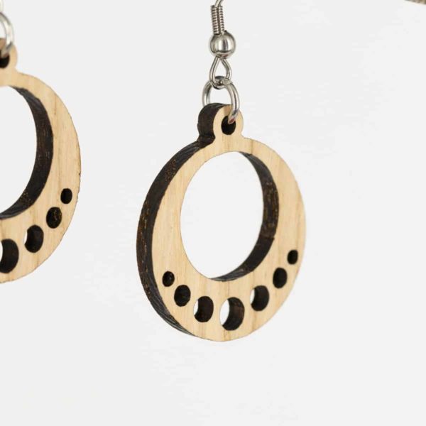 Boucles d'oreilles en bois Circels – Image 2