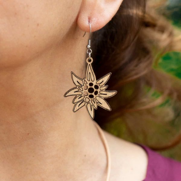 Boucles d'oreilles en bois de chêne, Edelweiss – Image 4