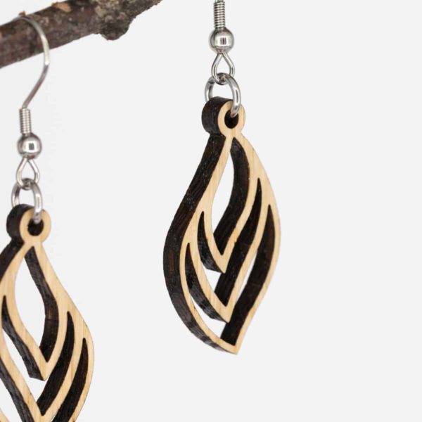 Boucles d'oreilles en bois de chêne, Feuille Triple – Image 2