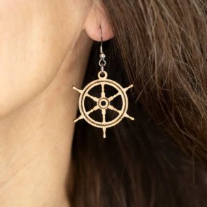Boucles d'oreilles en bois de chêne, Gouvernail