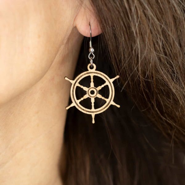 Boucles d'oreilles en bois de chêne, Gouvernail
