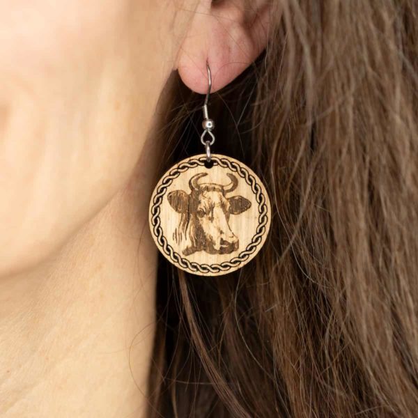 Boucles d'oreilles en bois de chêne, Vache