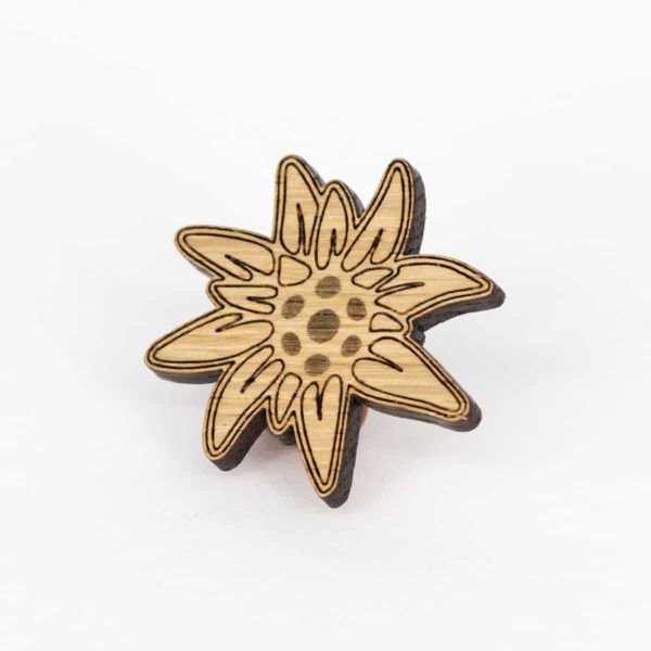 Broche en bois de chêne, Edelweiss – Image 2
