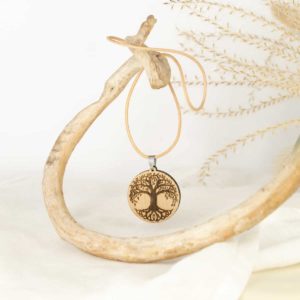 Pendentif en bois de chêne, Arbre de Vie