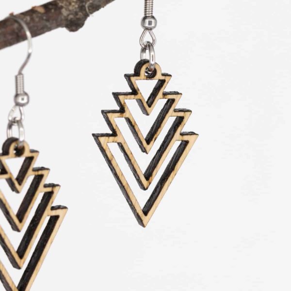 Boucles d'oreilles en bois de chêne, Triangles – Image 5