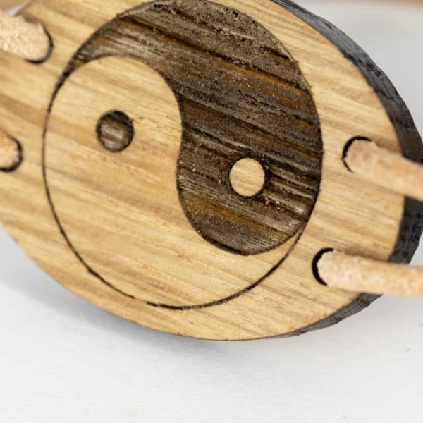 Bracelet en bois de chêne, Yin et Yang – Image 4
