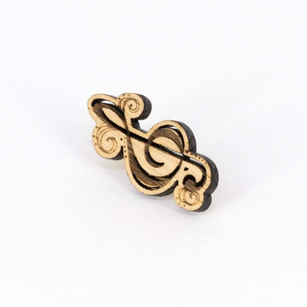 Broche en bois de chêne, Clef de Sol à fioritures